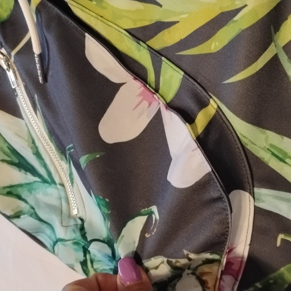 Fashion Nova Woman's Tropical Floral & Pineapple Print Pants, Size: L - Picture 5 of 14